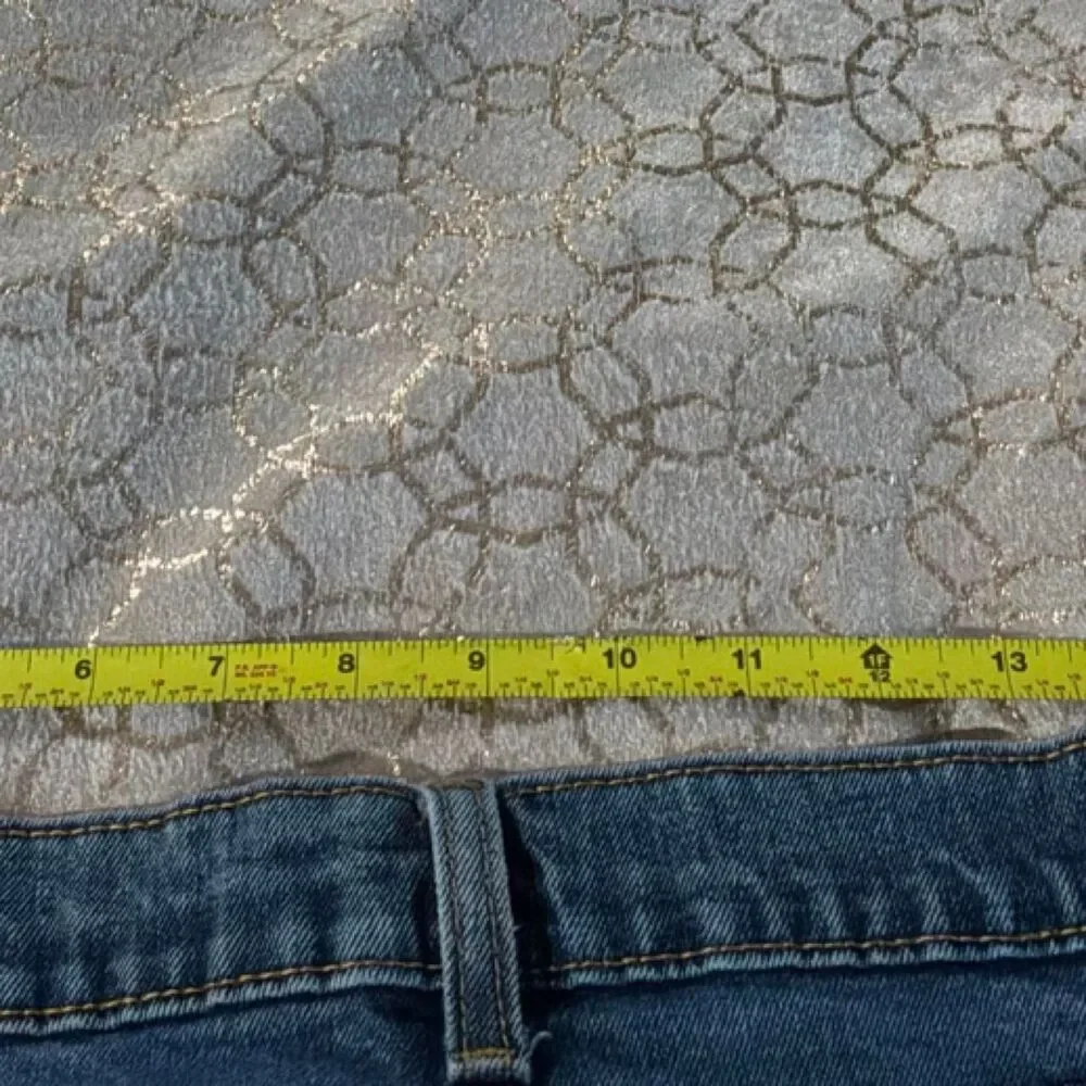 Levi-s Men's Blue and Navy Jeans